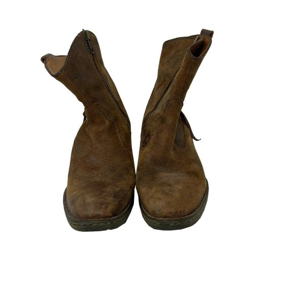 side zip western ankle boots